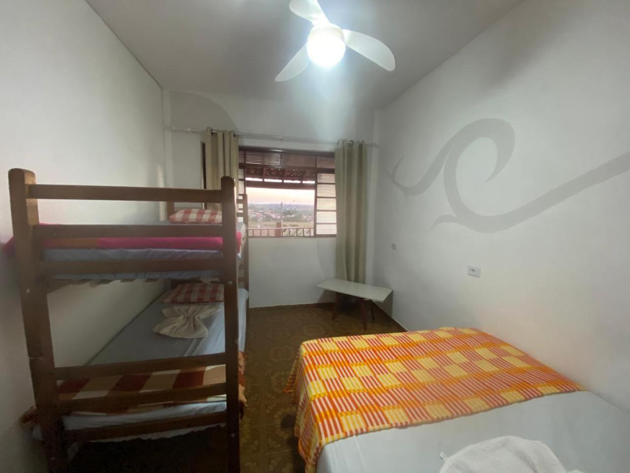 - Na Capivari-sp Inn *